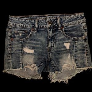 AMERICAN EAGLE shorts size 4